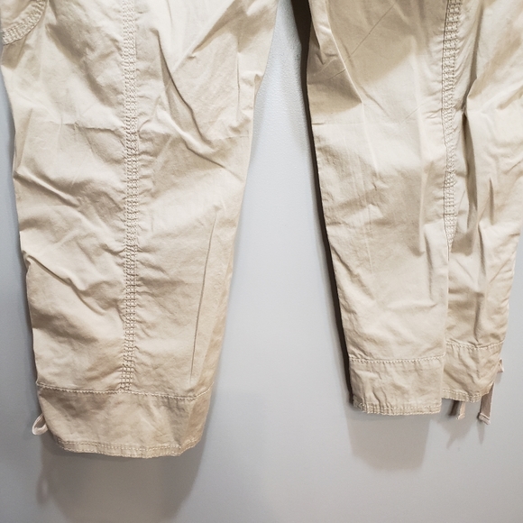 Chico's Amelia Crop Cargo Pant Putty Size XS NWT! CROP CARGO PANTS 29" Waist - Picture 7 of 15